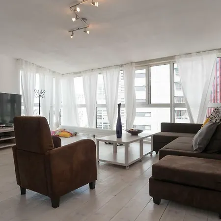 New Maas Apartment *